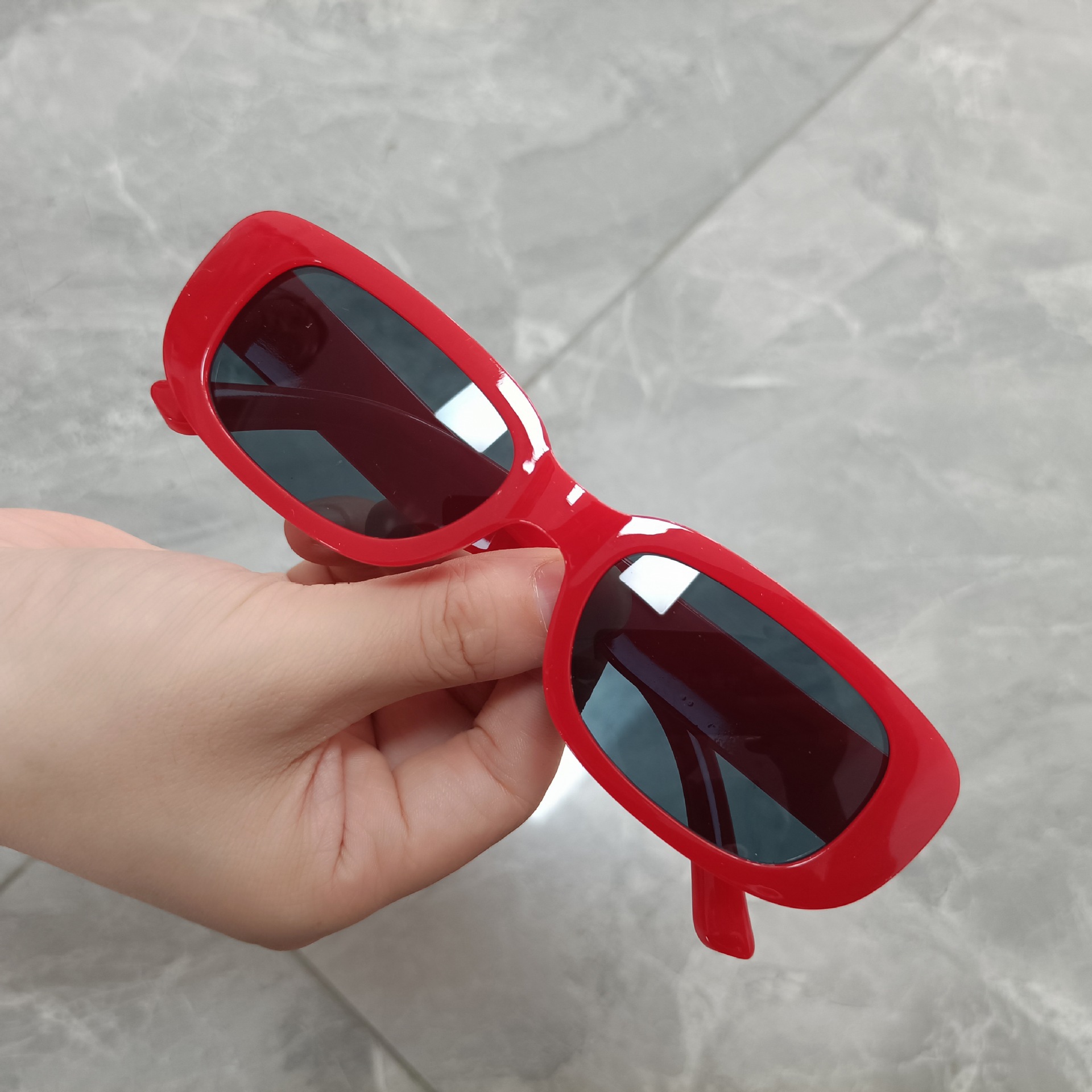 Lunettes de soleil rectangulai - Street Fashion Photo avis et prix
