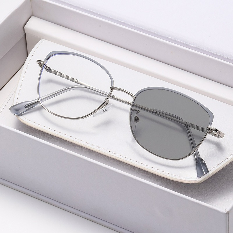 Lunettes de myopie photochromi - Street Fashion Definition avis et prix