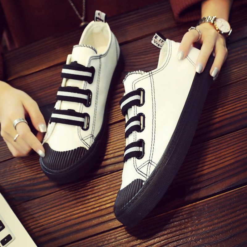 Chaussures en toile à enfiler  - Street Fashion Hong Kong avis et prix