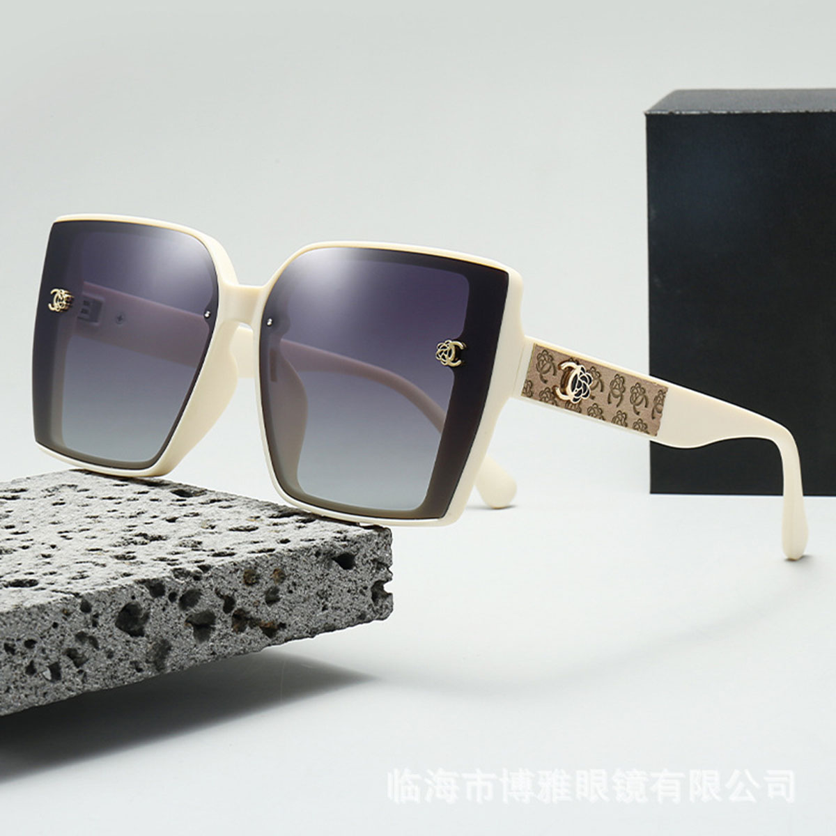 Nouvelles lunettes de soleil t - Street Fashion Definition avis et prix